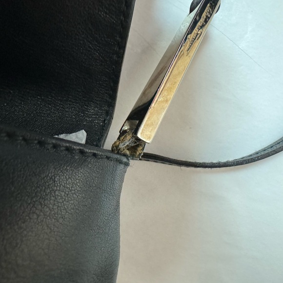 Salvatore Ferragamo Leather Shoulder Bag Vintage - Picture 8 of 11